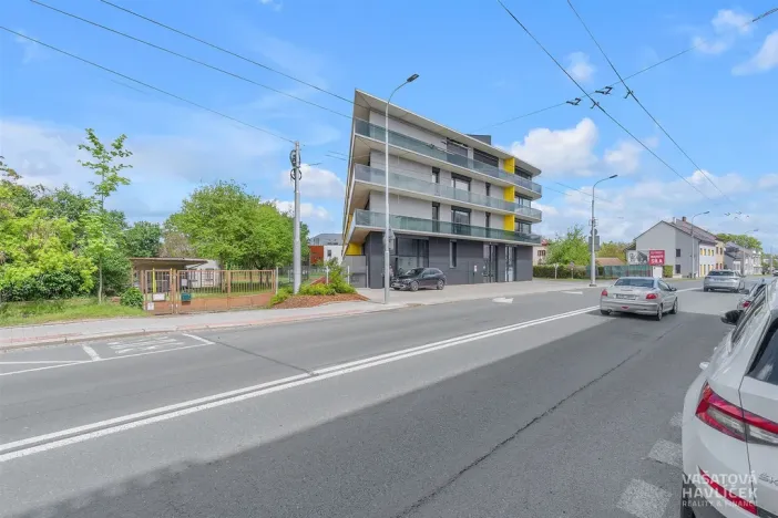 Pronájem bytu 2+kk, Hradec Králové, Pražská třída, 60 m2