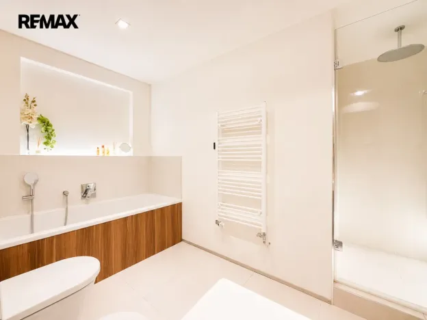 Pronájem bytu 2+kk, Praha - Bubeneč, Eliášova, 102 m2