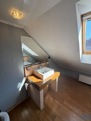 Pronájem bytu 1+kk, Chomutov, Kukaňova, 55 m2