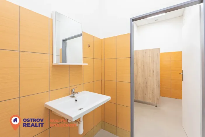 Prodej skladu, Mohelnice, 1450 m2