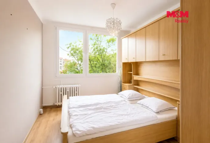 Pronájem bytu 3+1, Praha - Strašnice, Pod strání, 71 m2