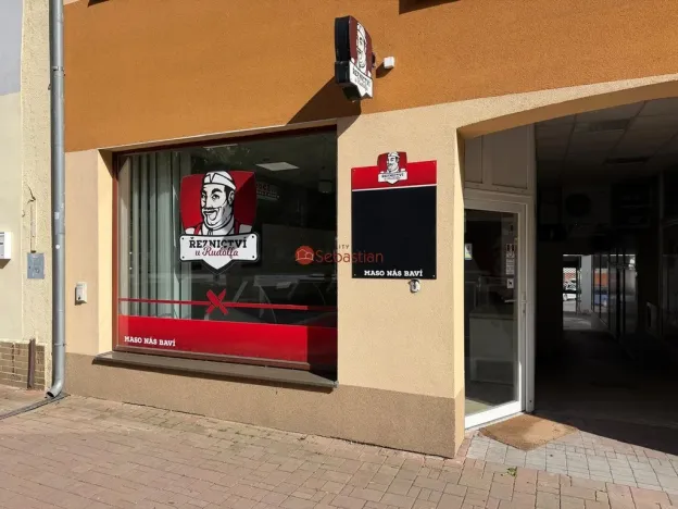 Pronájem obchodního prostoru, Litvínov - Horní Litvínov, náměstí Míru, 33 m2