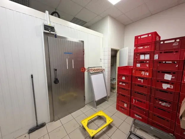 Pronájem skladu, Litvínov - Horní Litvínov, náměstí Míru, 21 m2