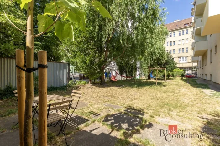 Pronájem bytu 2+kk, Brno - Staré Brno, Ypsilantiho, 39 m2