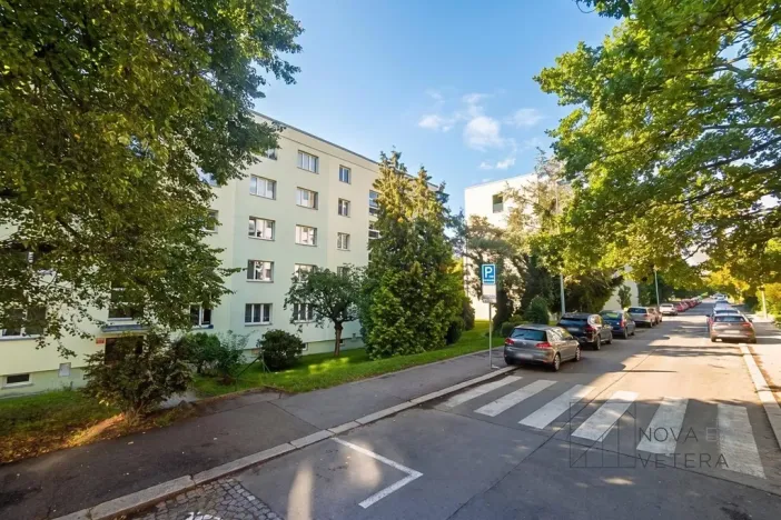 Prodej bytu 3+kk, Praha - Žižkov, K lučinám, 57 m2