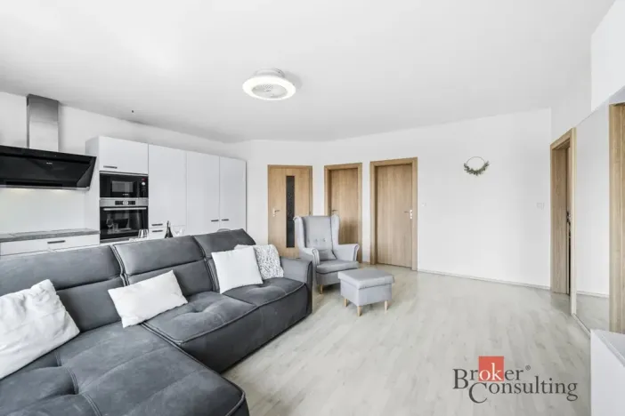 Pronájem bytu 3+kk, Chrášťany, Oranžová, 72 m2