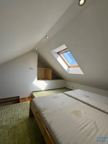Pronájem bytu 1+1, Chomutov, Kukaňova, 50 m2
