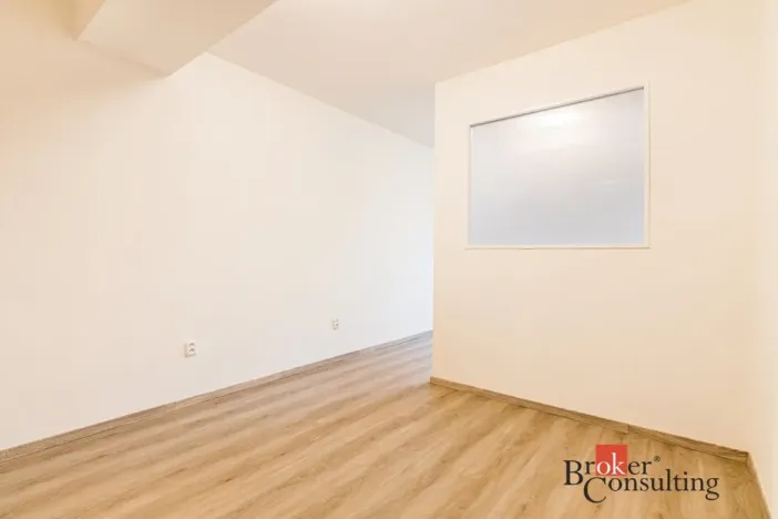 Prodej bytu 2+1, Slavkov u Brna, Komenského náměstí, 53 m2