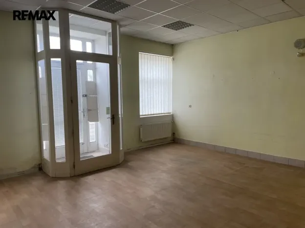 Pronájem obchodního prostoru, Stonařov, 225 m2