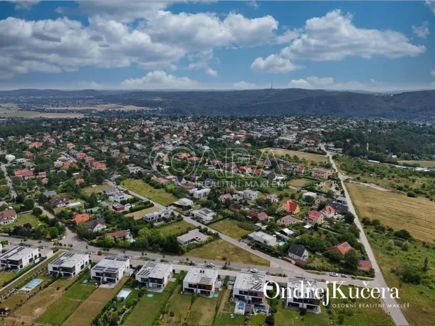 Prodej pozemku pro bydlení, Černošice, 1754 m2