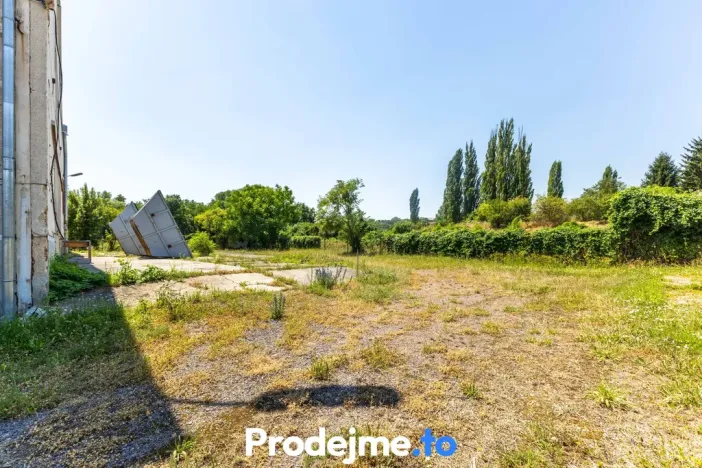 Prodej skladu, Znojmo, Melkusova, 3383 m2