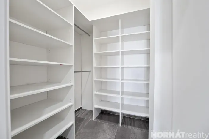 Prodej bytu 3+kk, Praha - Vršovice, Vršovická, 87 m2