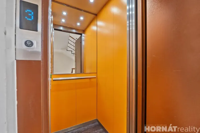 Prodej bytu 3+kk, Praha - Vršovice, Vršovická, 87 m2