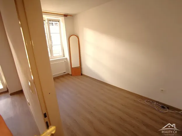 Pronájem bytu 2+kk, Jihlava, Komenského, 52 m2