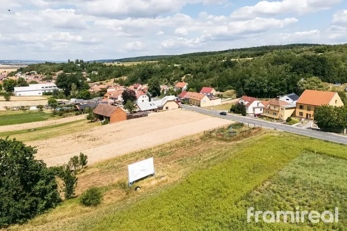 Prodej pozemku pro bydlení, Neslovice, 1946 m2