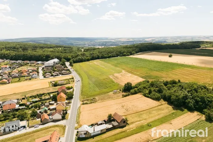 Prodej pozemku pro bydlení, Neslovice, 1946 m2