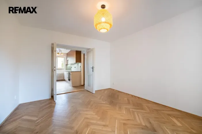 Pronájem bytu 2+1, Hradec Králové, Ladova, 56 m2