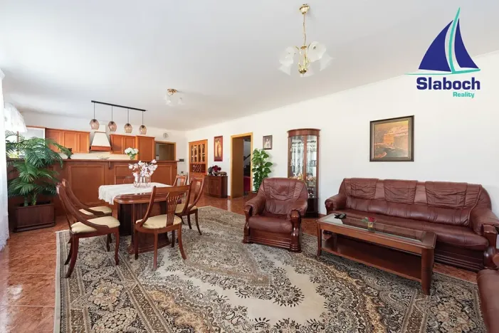 Prodej rodinného domu, Poříčany, U Koupaliště, 182 m2