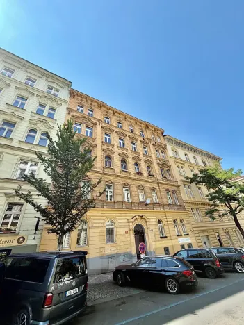 Pronájem bytu 3+1, Praha - Vinohrady, Šumavská, 100 m2