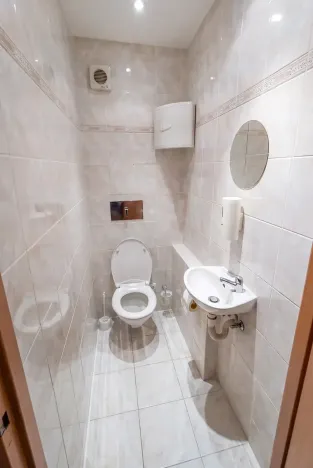 Prodej bytu 3+1, Praha - Bohnice, Dolákova, 72 m2