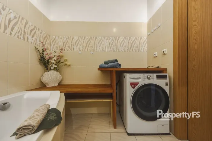Prodej bytu 2+kk, Praha - Řeporyje, Kakosova, 52 m2