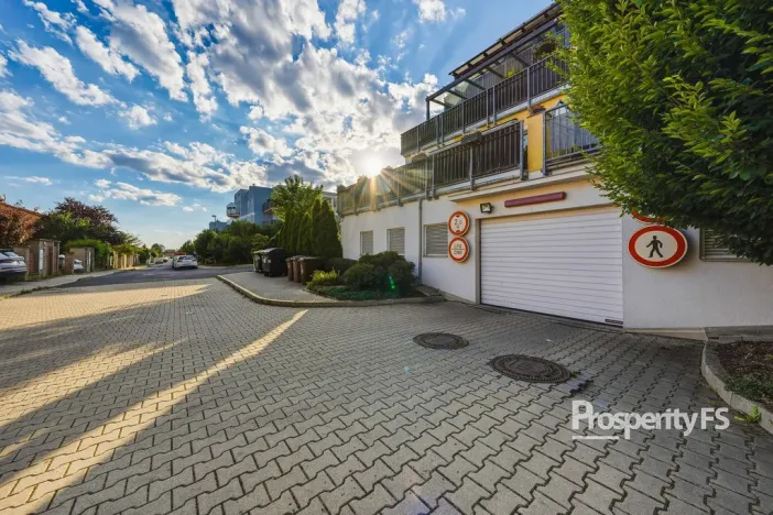 Prodej bytu 2+kk, Praha - Řeporyje, Kakosova, 52 m2