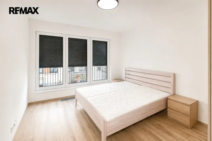 Pronájem bytu 3+kk, Praha - Hloubětín, Poděbradská, 70 m2