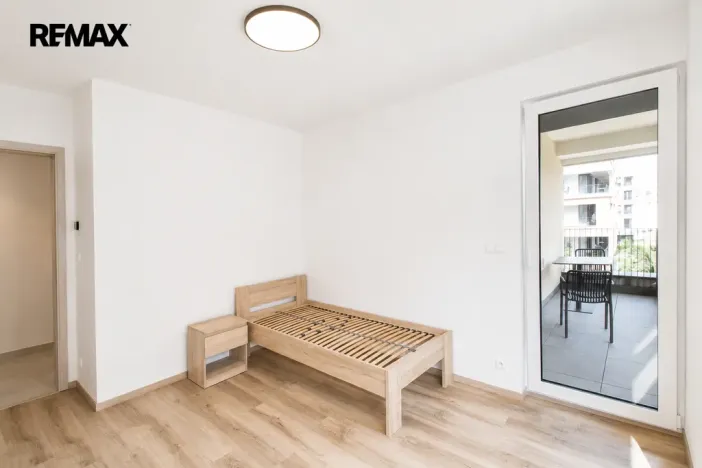 Pronájem bytu 3+kk, Praha - Hloubětín, Poděbradská, 70 m2