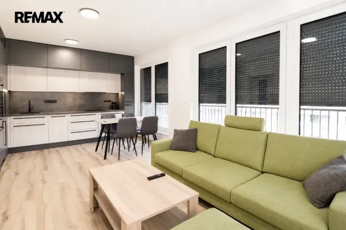 Pronájem bytu 3+kk, Praha - Hloubětín, Poděbradská, 70 m2
