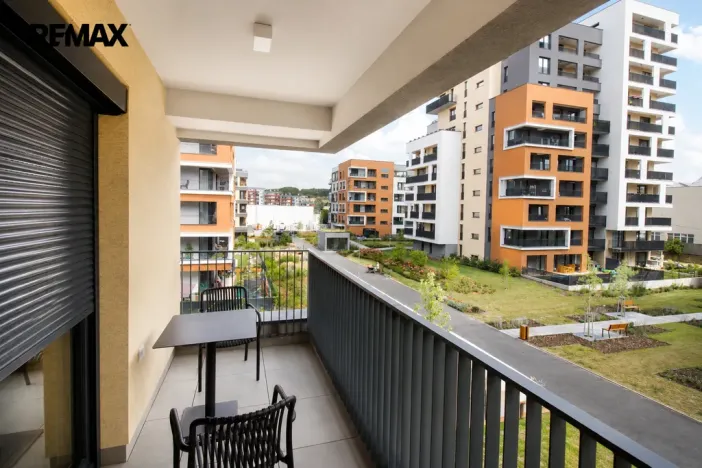 Pronájem bytu 3+kk, Praha - Hloubětín, Poděbradská, 70 m2
