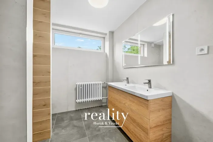Pronájem bytu 3+1, Znojmo, Oblekovická, 105 m2