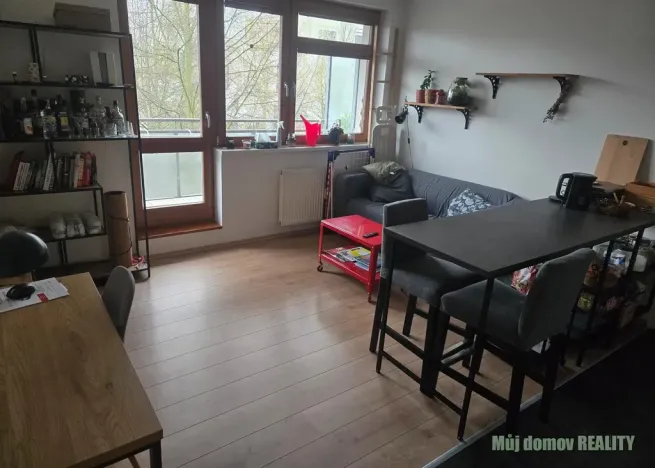 Pronájem bytu 2+kk, Praha - Zbraslav, Neumannova, 41 m2