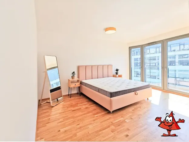 Pronájem bytu 1+kk, Praha - Karlín, Breitfeldova, 61 m2