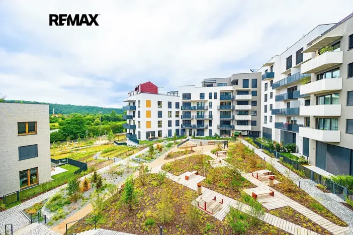 Pronájem bytu 3+kk, Praha - Modřany, Kolmanova, 77 m2