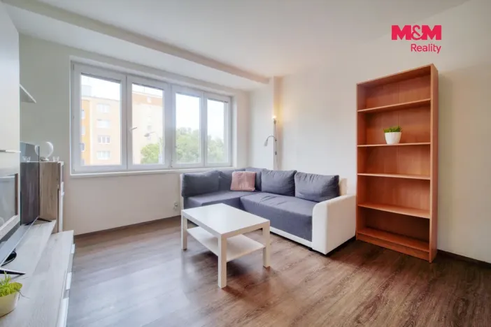 Pronájem bytu 2+kk, Plzeň - Doubravka, Masarykova, 44 m2