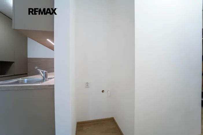 Pronájem bytu 2+kk, Kolín, Klenovecká, 44 m2