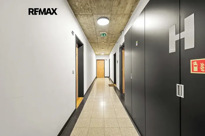 Prodej bytu 2+kk, Praha - Libeň, Novovysočanská, 45 m2