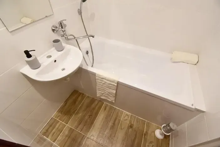 Pronájem bytu 2+1, Klášterec nad Ohří, Václava Řezáče, 57 m2
