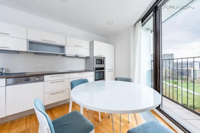 Pronájem bytu 2+kk, Praha - Žižkov, Malešická, 98 m2