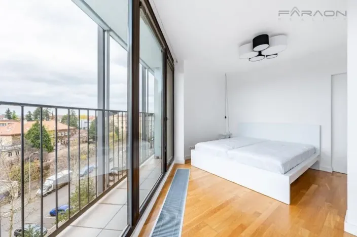 Pronájem bytu 2+kk, Praha - Žižkov, Malešická, 98 m2