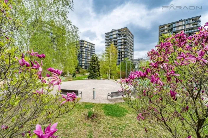 Pronájem bytu 2+kk, Praha - Žižkov, Malešická, 98 m2