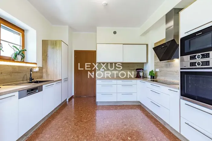 Prodej rodinného domu, Praha - Radotín, Sobětická, 252 m2
