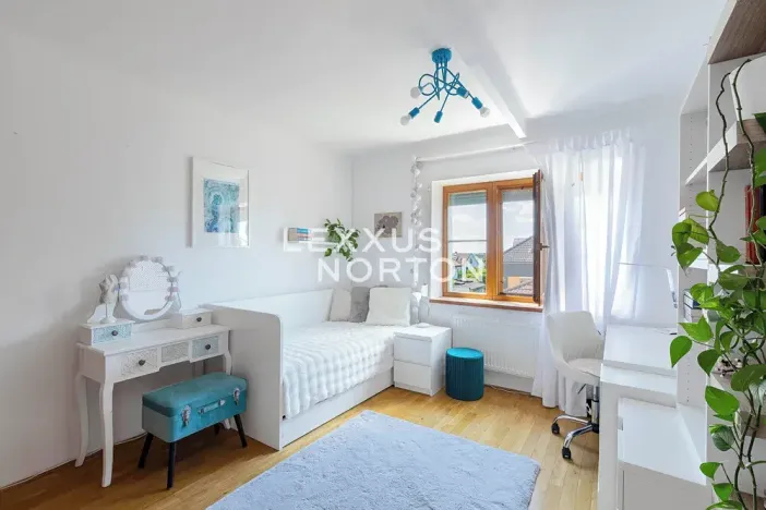 Prodej rodinného domu, Praha - Radotín, Sobětická, 252 m2