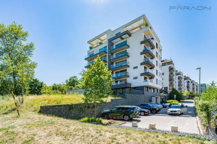 Pronájem bytu 3+kk, Praha - Hrdlořezy, Učňovská, 83 m2