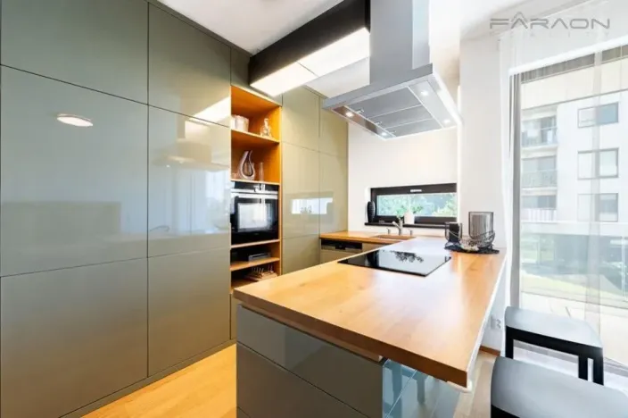 Pronájem bytu 3+kk, Praha - Hrdlořezy, Učňovská, 83 m2