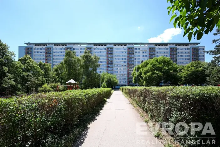 Prodej bytu 2+kk, Praha - Kobylisy, Šiškova, 46 m2