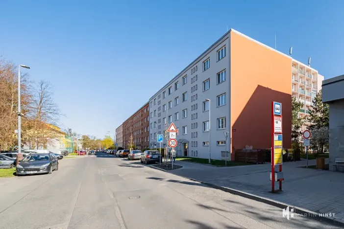 Pronájem bytu 1+1, Odolena Voda, Komenského, 35 m2
