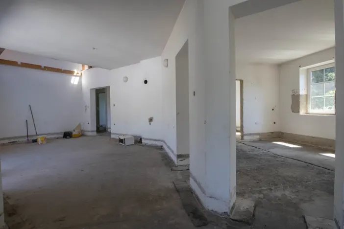 Prodej rodinného domu, Sezemice - Veská, 400 m2