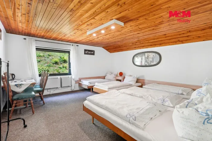 Prodej rodinného domu, Desná - Desná I, Spojovací, 360 m2