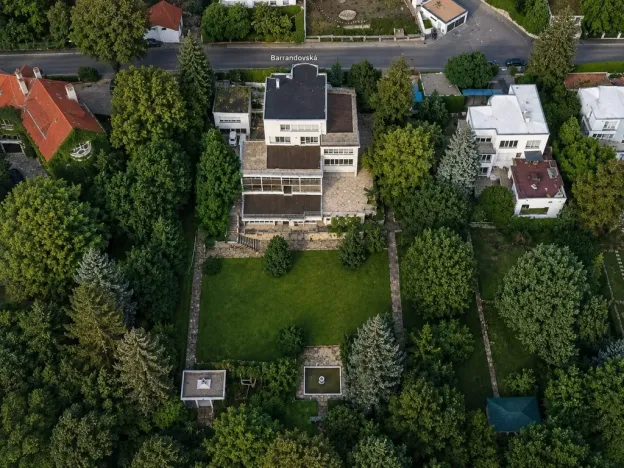 Pronájem vily, Praha, 1200 m2